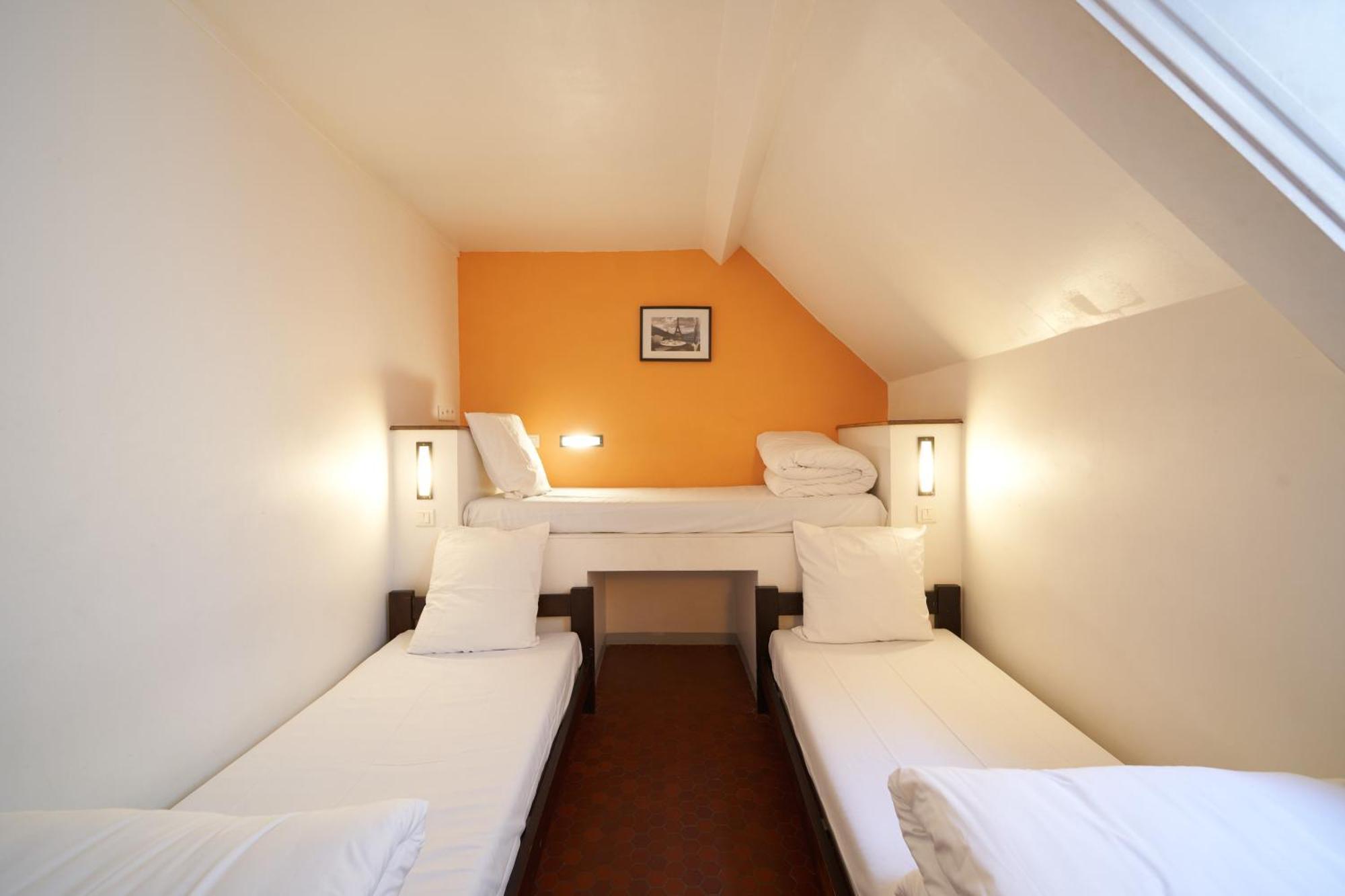 Mije Marais Hostel Paris Exterior foto A typical room at the hotel