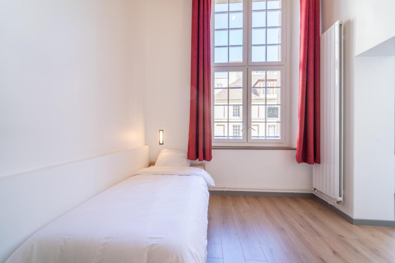 Mije Marais Hostel Paris Exterior foto A typical room at the hotel